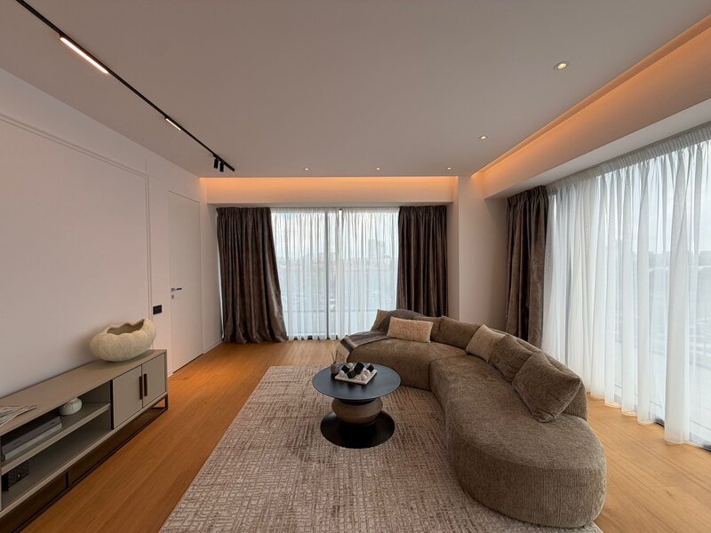 2025 One Floreasca Towers, 4 camere 230 mp, Totul Nou, Parcare