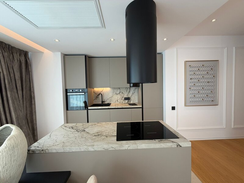 2025 One Floreasca Towers, 4 camere 230 mp, Totul Nou, Parcare